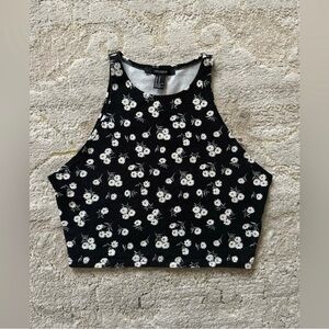 Cropped top with flower pattern